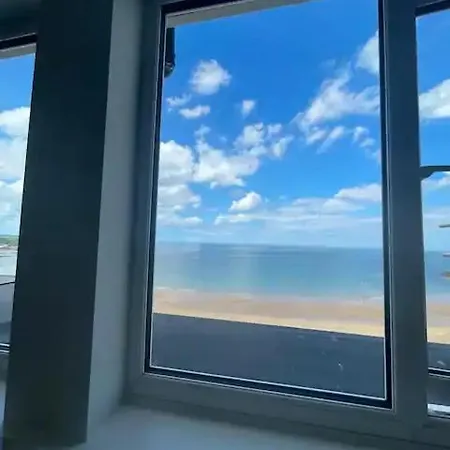 Penthouse Flat In *